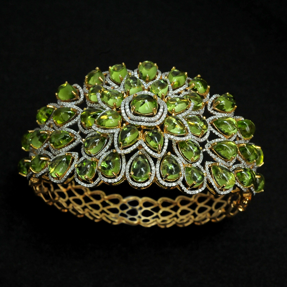 Diamond Openable Bracelet with Natural Peridots