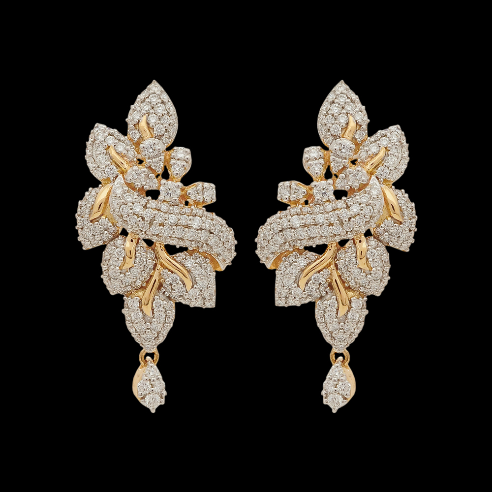 Excellent-cut colorless Diamond Necklace & Earrings Set