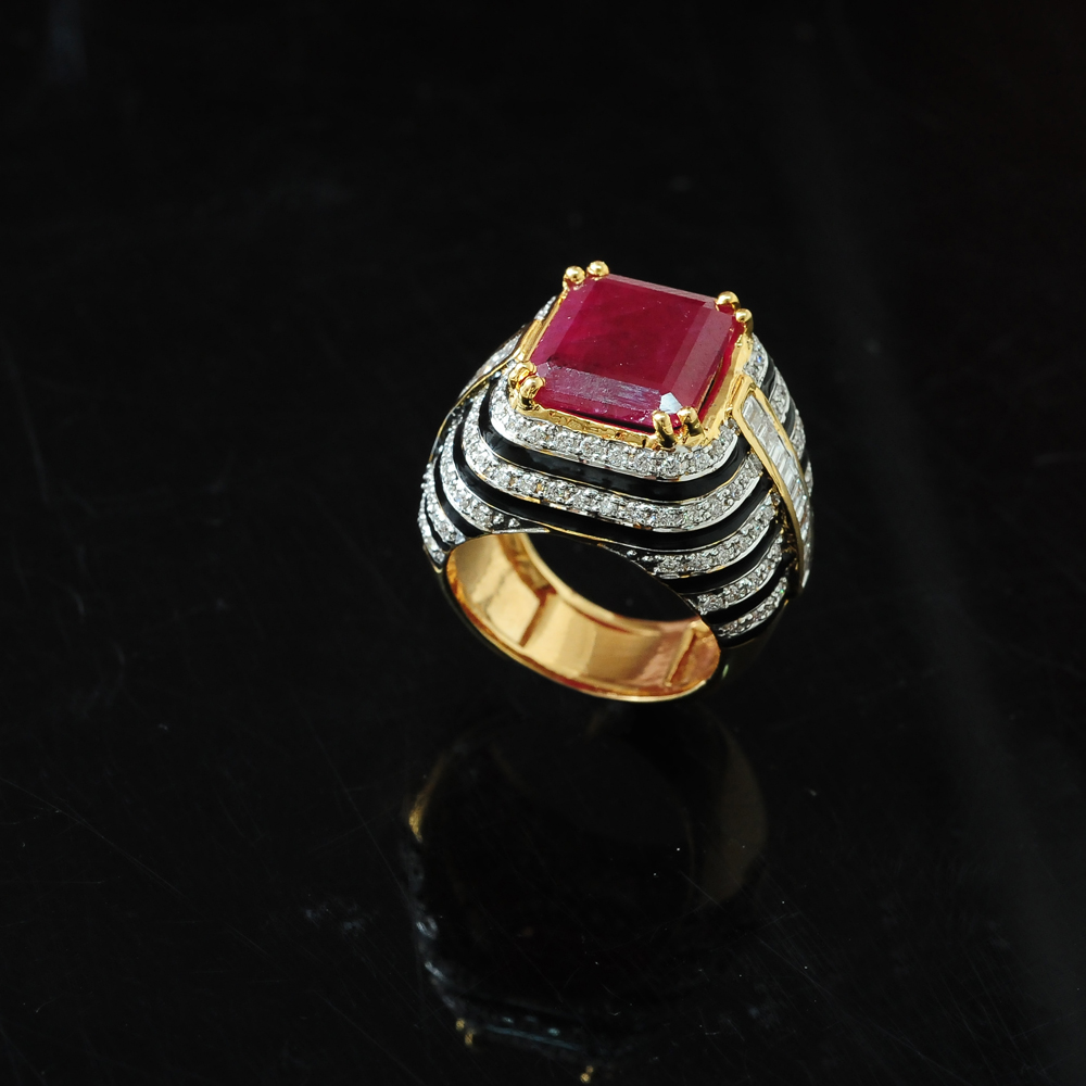 Cocktail Diamond Ring with Natural Ruby