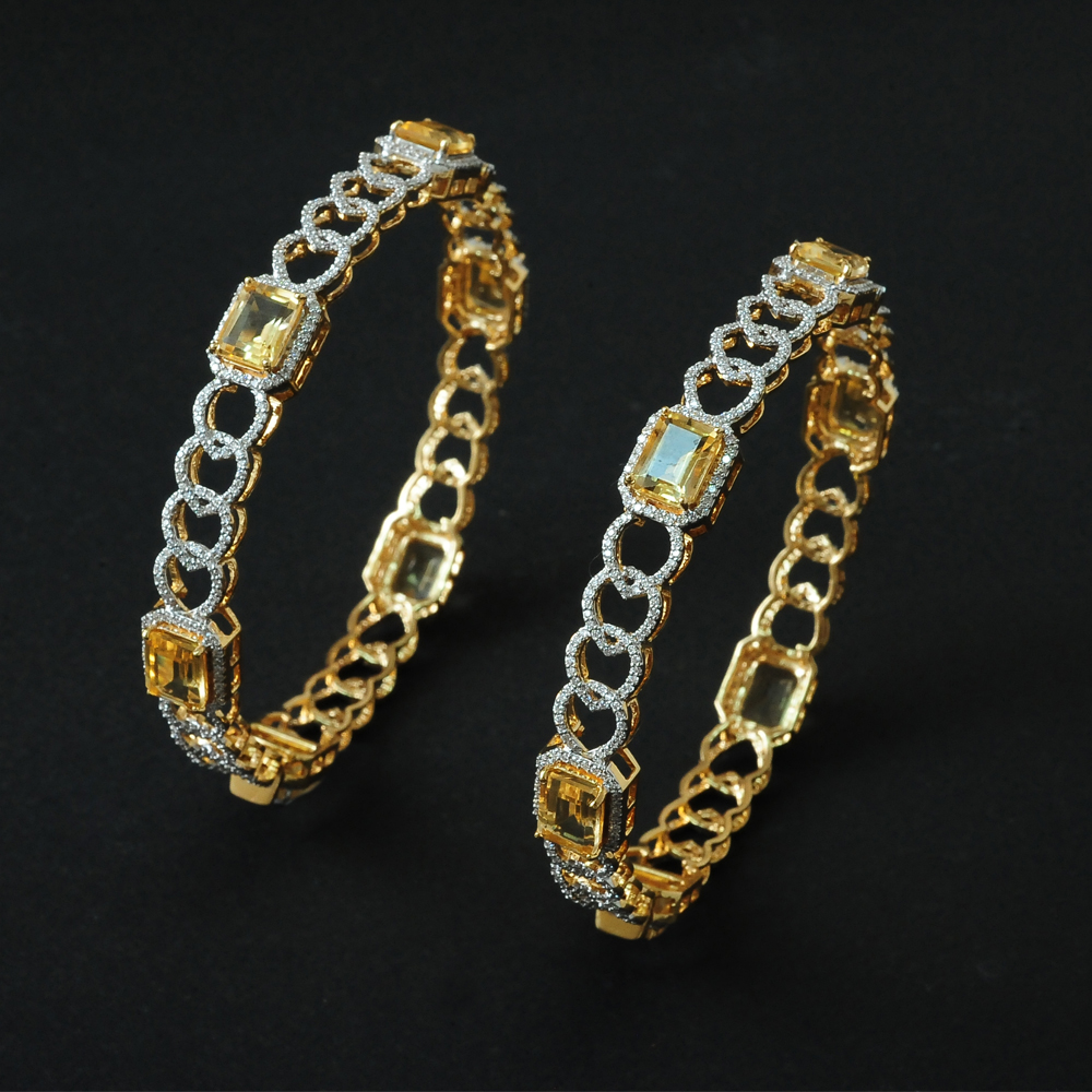 Chain Design Diamond Bangles with Natural Yellow Topaz