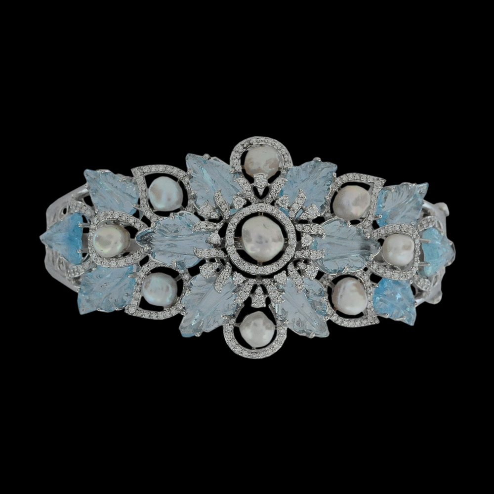 Leaf Design Diamond Bracelet with Natural Aquamarine
