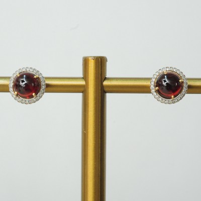 round diamond studs with natural garnets